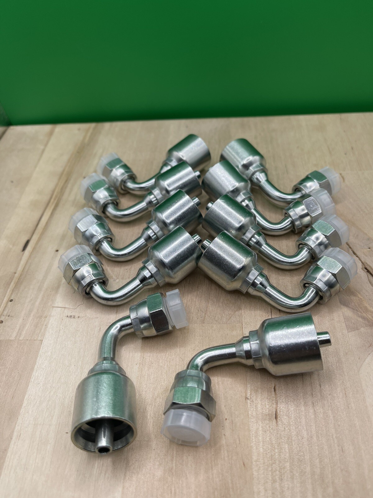 10 Pack Aftermarket Parker 43 Series 1J943-4-4 1/4″ ORFS Female 90 To 1/4″ Hose