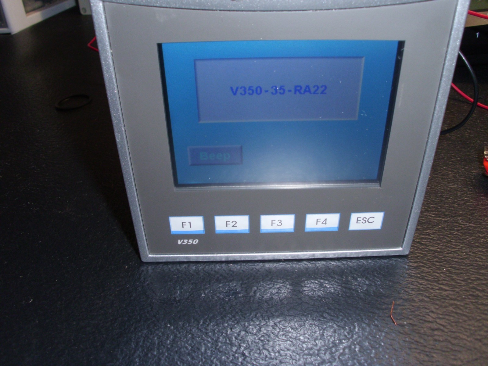 UNITRONICS V350-35-RA22 / V35035RA22