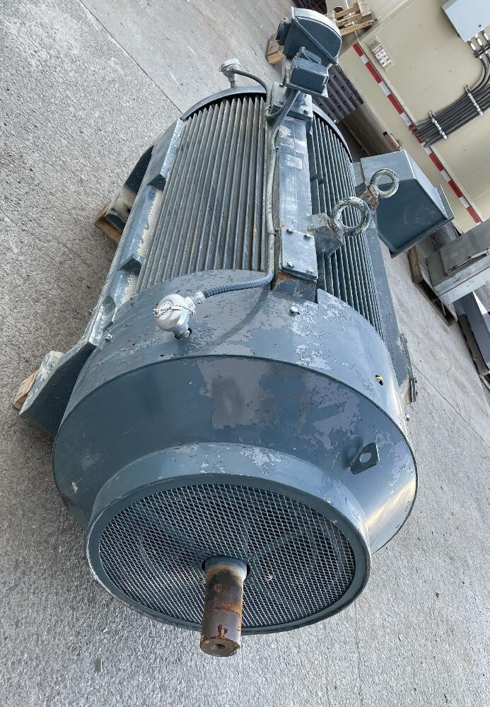 900 HP TECO Westinghouse Motor 1200 RPM 2300/4160V 450CB Frame