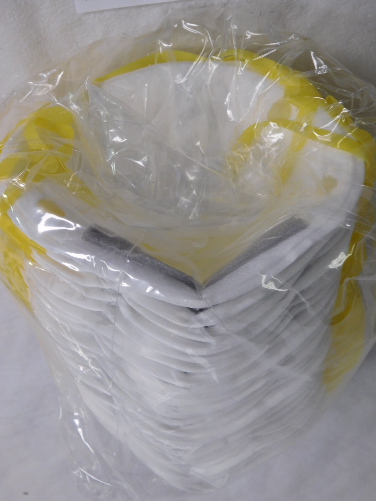 Box Of 20 3M 8210 N95 Disposable Protective Particulate Respirator Dust Mask