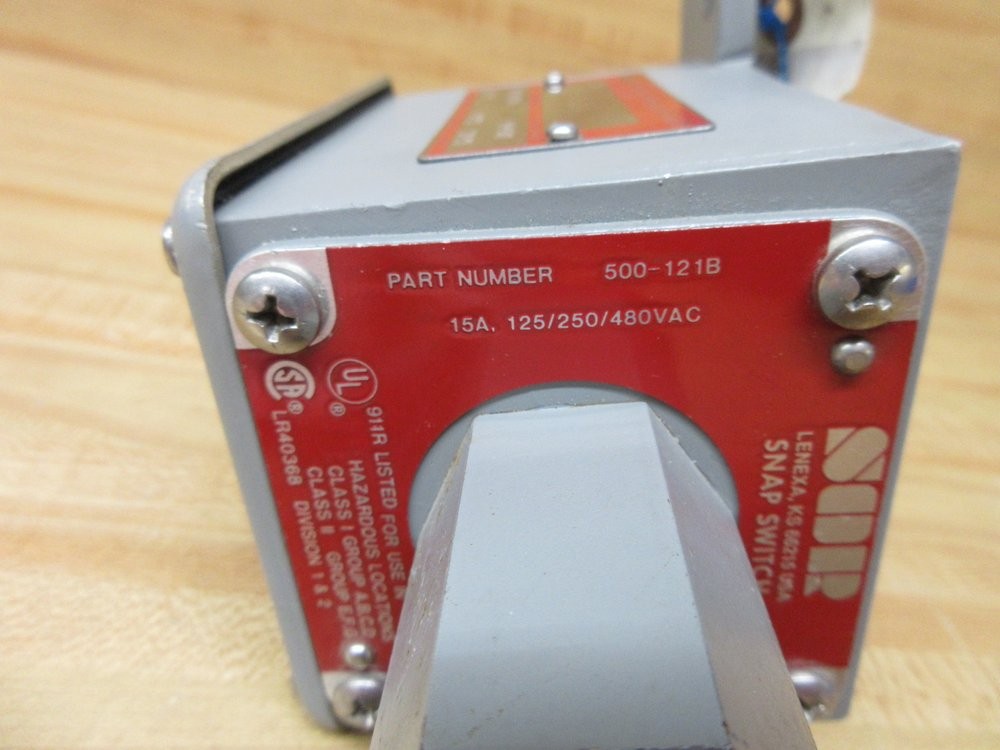 SOR 500-121B Pressure Snap Switch 500121B