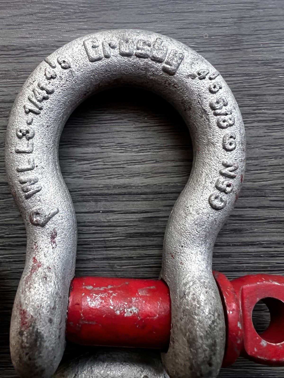4 NEW CROSBY 5/8 SHACKLES 3-1/4 Ton WLL MADE IN THE USA.