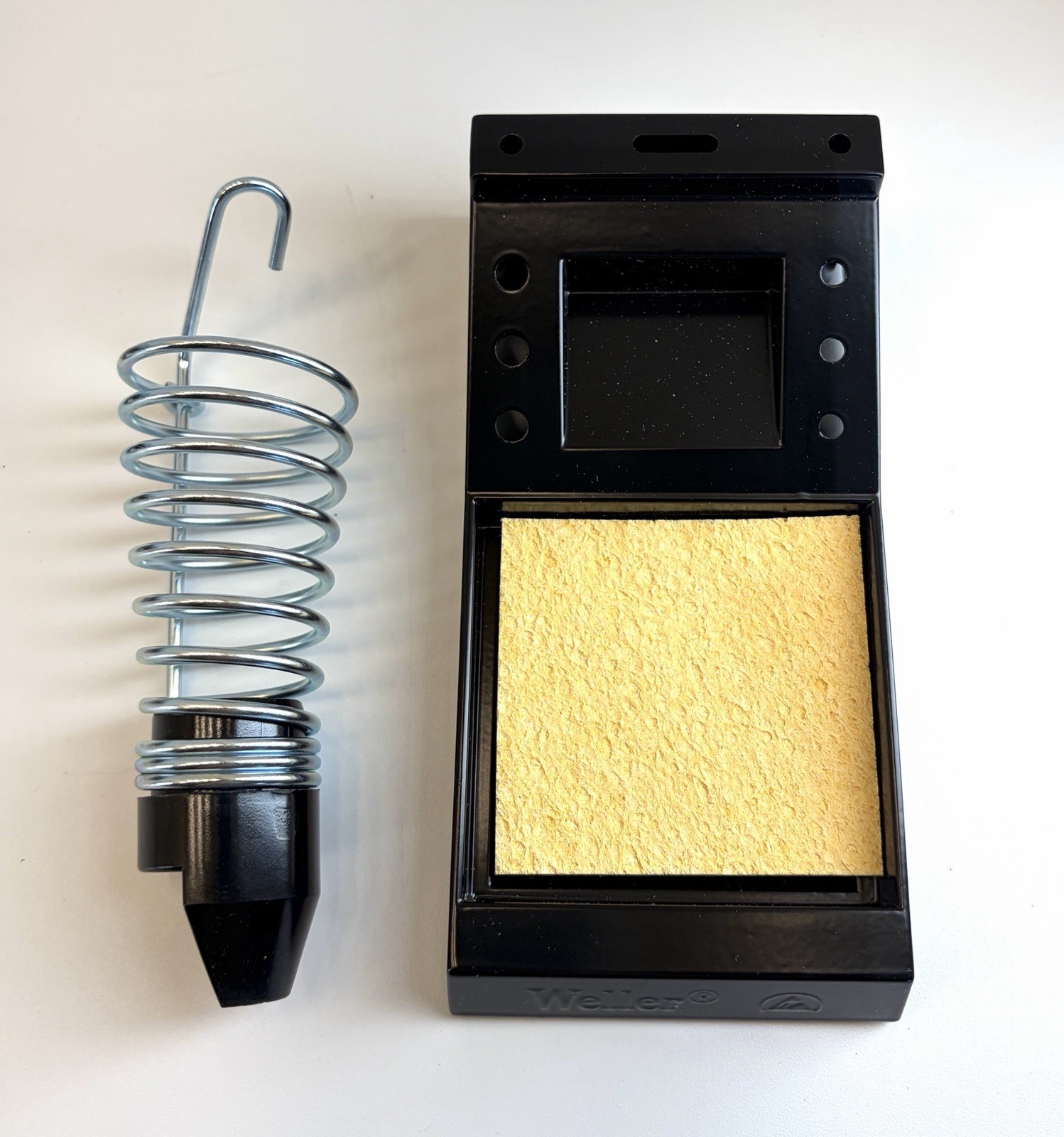 Weller 70W Digital Soldering Station Model WE1010NA