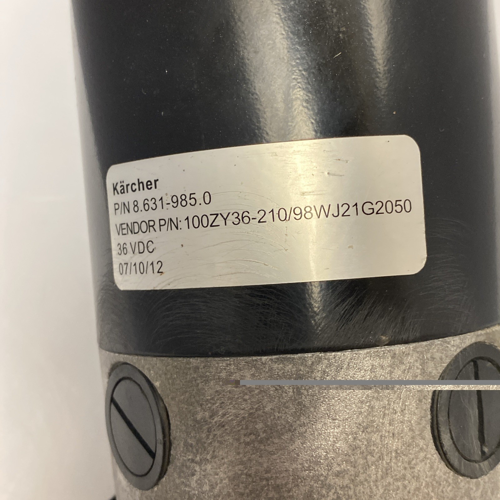 Windsor Karcher Chariot 2 iScrub CSX20 Motor 36Vdc 90 Deg. 1/16 Hp 8.631-985.0