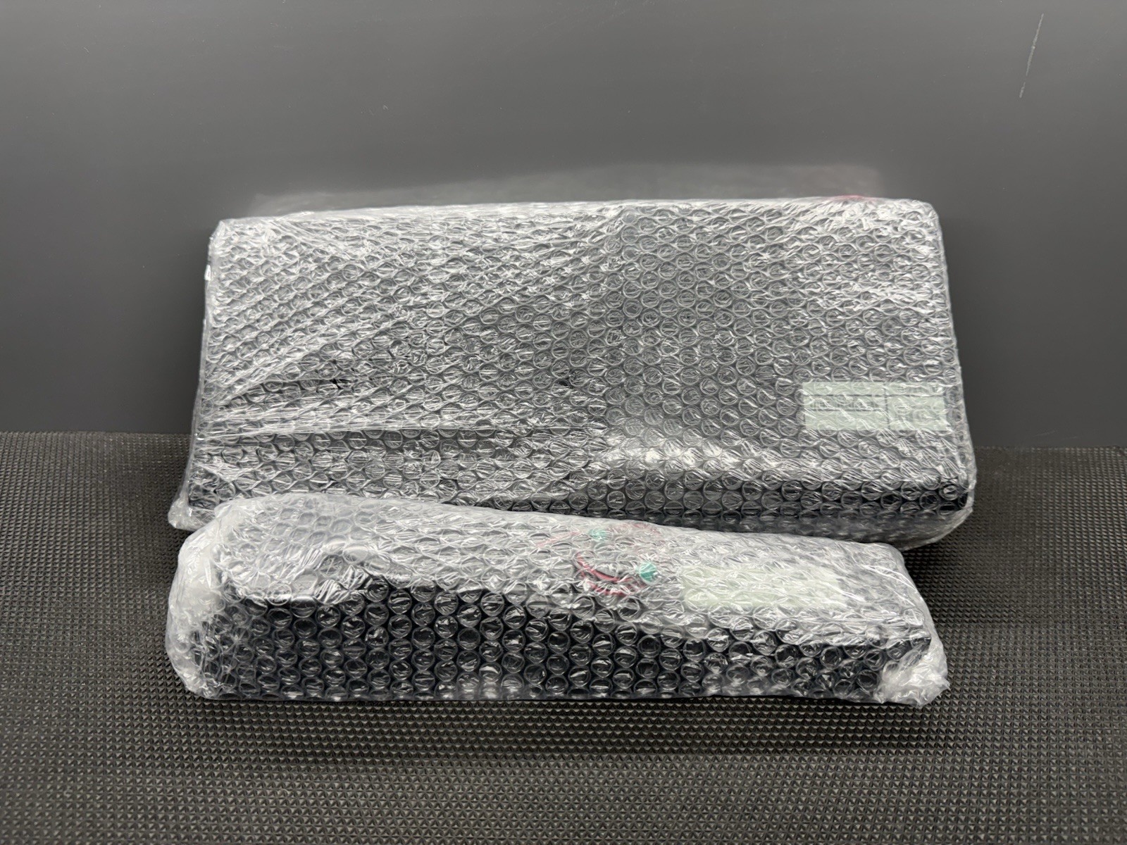 Cisco TelePresence MX300 Speakers, 74-100416-01 -B0, & 74-100421-01 B0