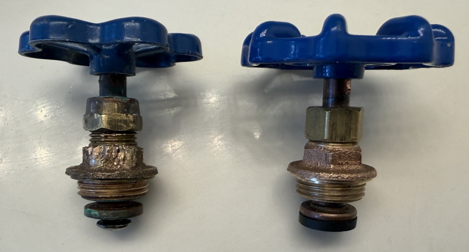 New genuine valve stem for 1/2″ Nibco (small ver)! Fix the drip with a new stem!